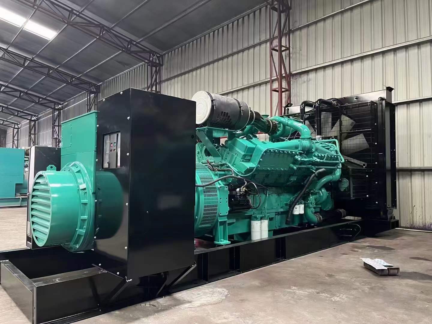 龙山如何降低 800kW 柴油发电机输出电流的波动？